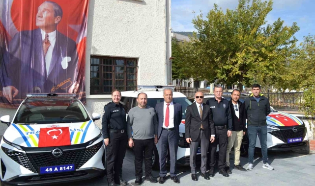 Kırkağaç İlçe Emniyet Müdürlüğüne 3 yeni araç