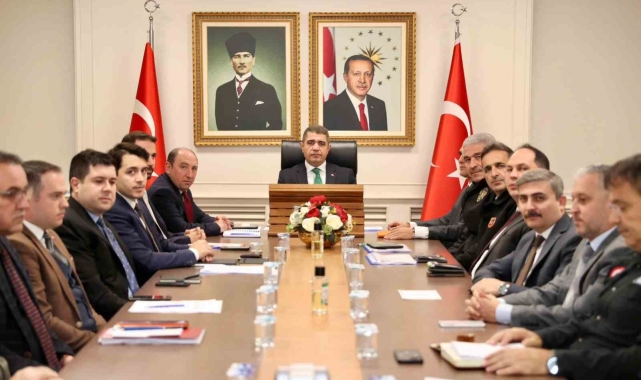 Kış tedbirleri görüşüldü