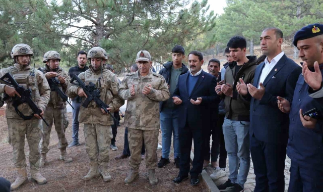 Komandolar Günyüzü ilçesinde arama tarama faaliyeti gerçekleştirdi