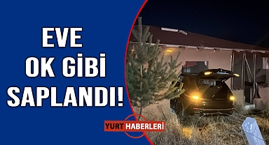 Kontrolden çıkan otomobil eve girdi