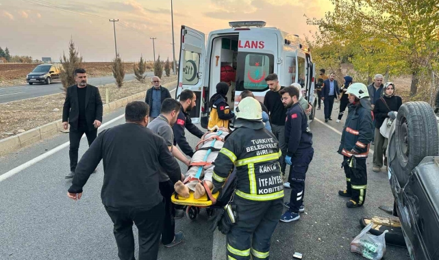Köpeğe çarpmamak için manevra yapan otomobil takla attı: 4 yaralı