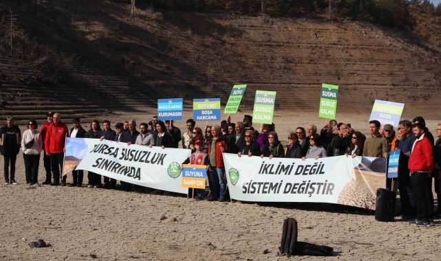 Kuruyan barajda basın açıklaması: Susuzluk kapıda
