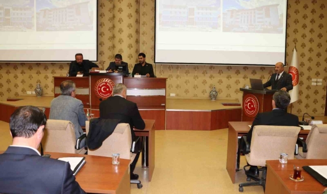 Kütahya İl Genel Meclisi üyeleri eğitim yatırımları hakkında bilgilendirdi