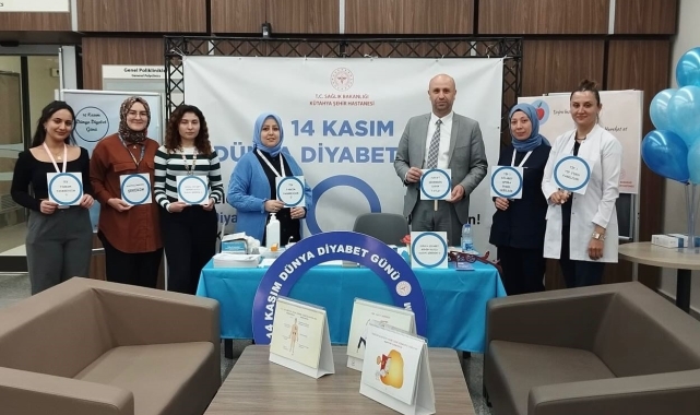 Kütahya Şehir Hastanesi'nde diyabet tarama standı