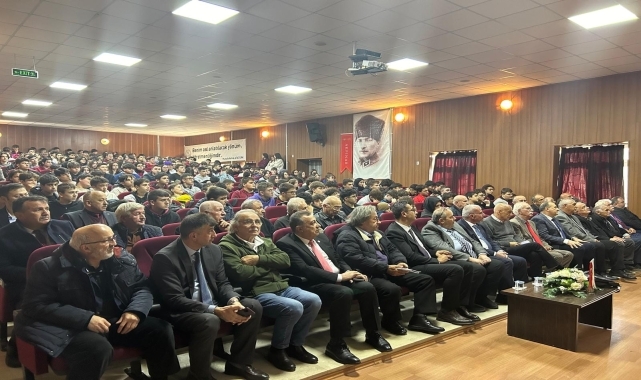 Ladik Akpınar Fen Lisesi'nde Kariyer Günleri programı düzenlendi