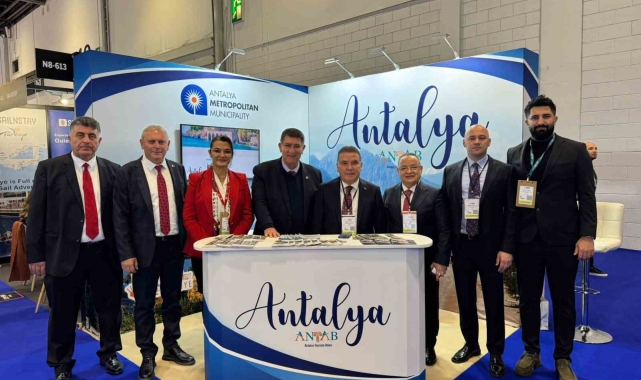 Londra'da Kemer rüzgarı esti