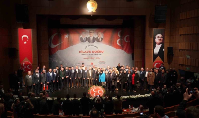 MHP'nin 'Bir ve Birlikte Hilale Doğru Türkiye Toplantıları' Samsun'da gerçekleşti
