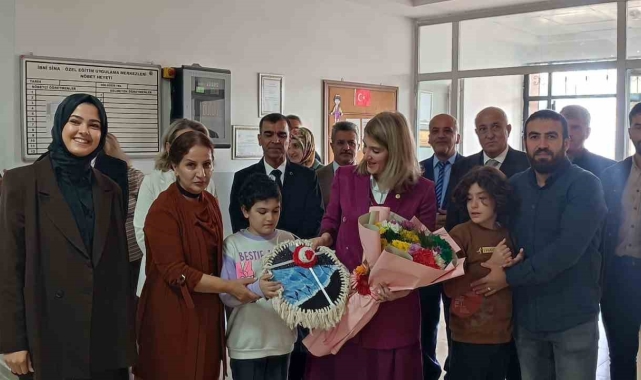 Milletvekili Ölmeztoprak'tan eğitim atağı