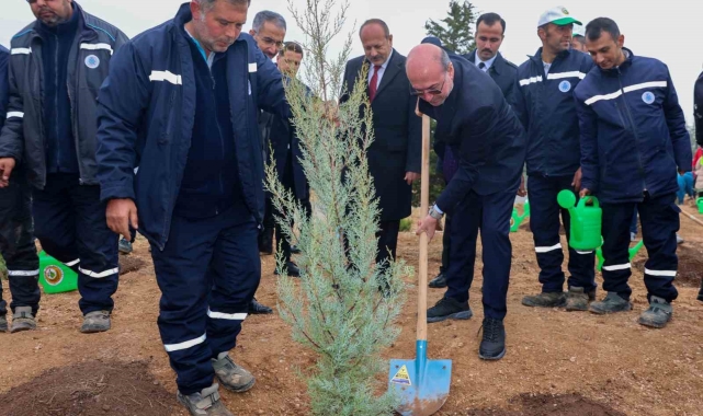 Milli Ağaçlandırma Günü'nde Sille'de fidanlar toprakla buluştu