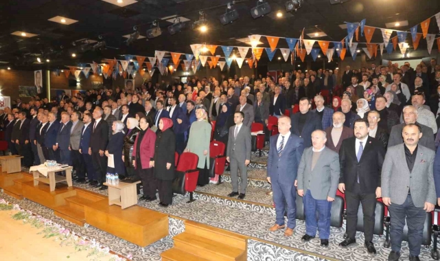 Milli Eğitim Bakanı Yusuf Tekin: "CHP'nin mevcut yönetimi kendi tarihleriyle ilgili hiçbir şey bilmiyorlar ya da inkar ediyorlar"