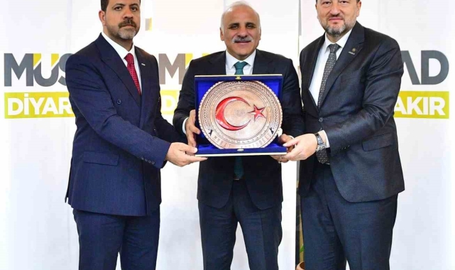 MÜSİAD Diyarbakır'dan kış günü gönülleri ısıtan etkinlik