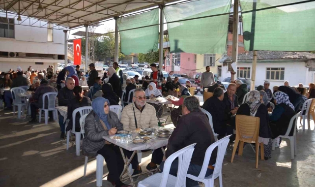 Nazilli'de şehitler ve kuraklık için hayır yapıldı