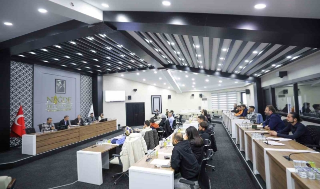 Niğde Belediyesi'nde, yapı denetim firması temsilcileriyle istişare toplantısı