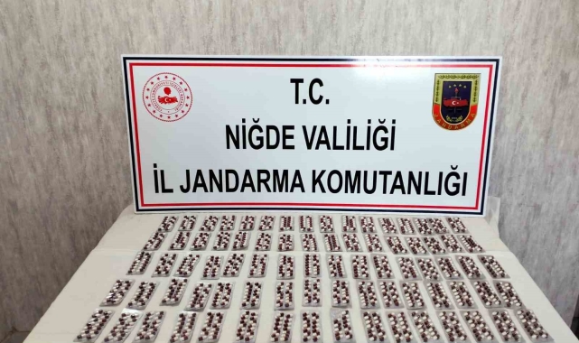 Niğde'de bin 118 adet uyuşturucu hap ele geçirildi