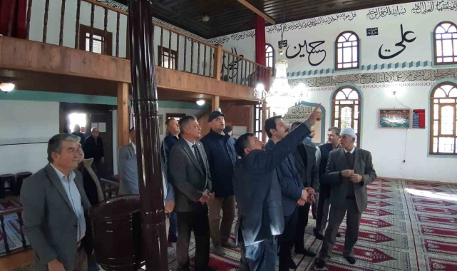 O camide 5 ay sonra ilk defa namaz kılındı