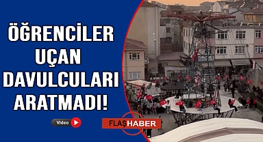 Öğrencilerin gösterisi panayıra damga vurdu