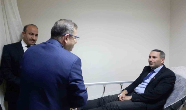 Öğretmenleri taşıyan minibüs kaza yaptı: 14 yaralı