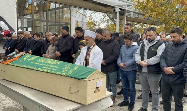Oğul vahşetine kurban giden anneye veda