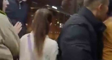 Otobüs doldu taştı, sürücü ile yolcu böyle kavga etti