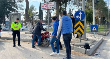 Otomobil ile motosiklet çarpıştı: 1 yaralı