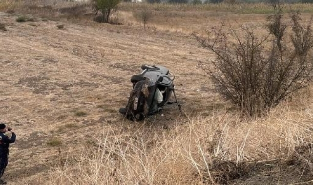 Otomobilin tarlaya uçtuğu kaza ucuz atlatıldı