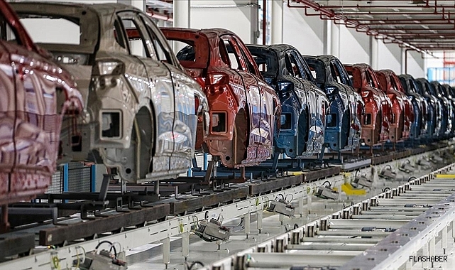 Otomotiv endüstrisi ekimde yaklaşık 3,6 milyar dolarla en fazla ihracat yapan sektör oldu