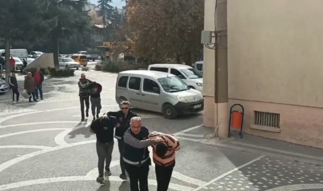 Polisten kaçan şahıslarda uyuşturucu yakalandı: 3 tutuklu