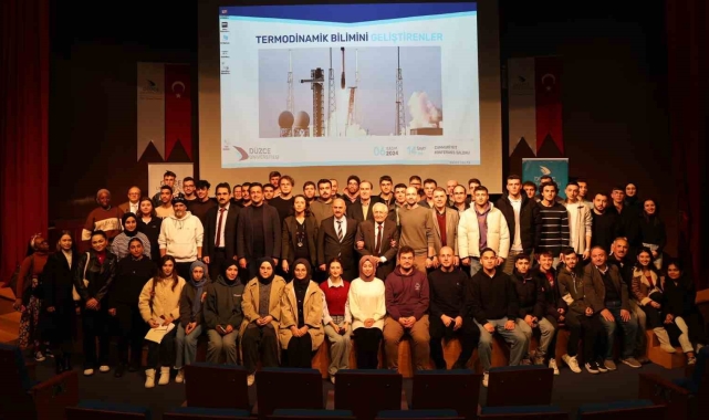 Prof. Dr. Sadık Kakaç Düzce Üniversitesi öğrencileriyle buluştu