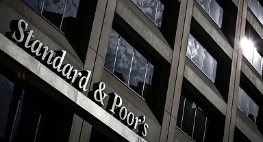 S&P, Türkiye'nin kredi notunu yükseltti