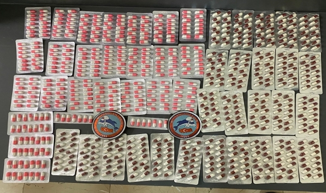 Samsun'da şüphe üzerine durdurulan 2 kişinin üzerinde uyuşturucu bulundu