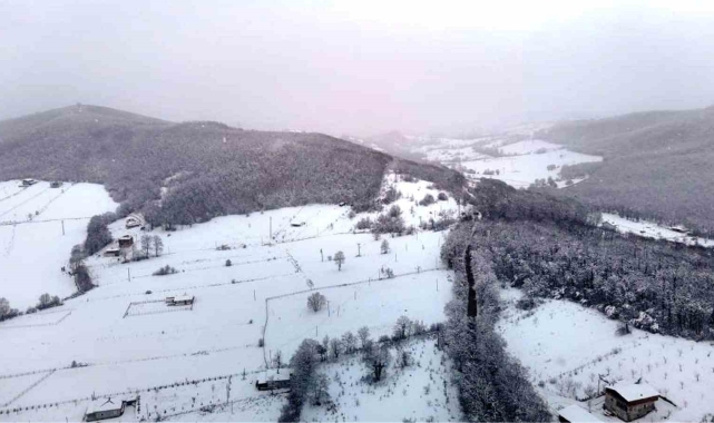 Samsun'da 500'e yakın mahalle yoluna müdahale edildi