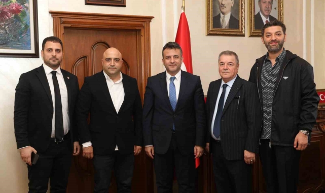 Samsunspor'dan Vali Tavlı ve Başkan Doğan'a teşekkür