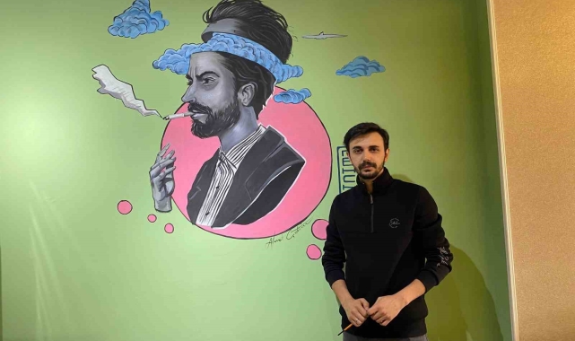 Sanatını duvarlarda yaşatıyor