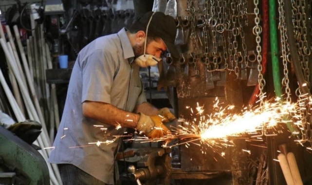Sanayi üretimi Eylül'de azaldı