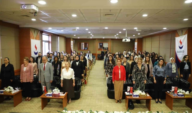 SANKO Üniversitesi'nde "Popüler Diyetler Sağlıklı mı" başlıklı panel düzenlendi