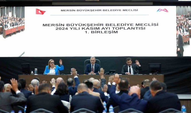 Seçer: "İkinci 5 yıllık sürecimizde Mersinlileri raylı sisteme bindireceğiz"