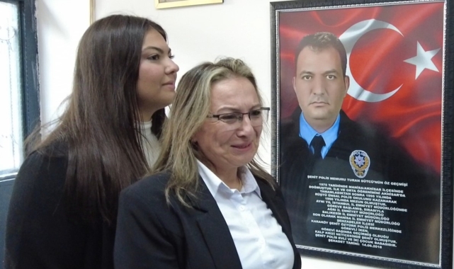 Şehit polisin adı kızının okuduğu ilkokula verildi