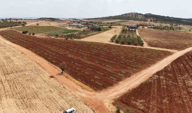 Şehitkamil'den kırsal mahallelerde yol atağı