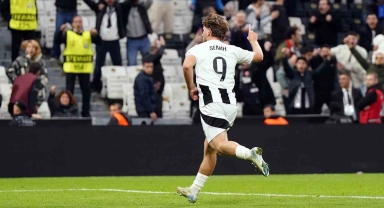 Semih Kılıçsoy bu sezon ilk golünü Malmö'ye attı