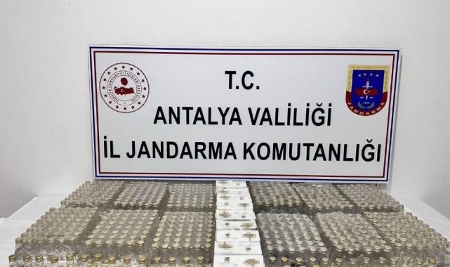 Side'de otele kaçak içki baskını