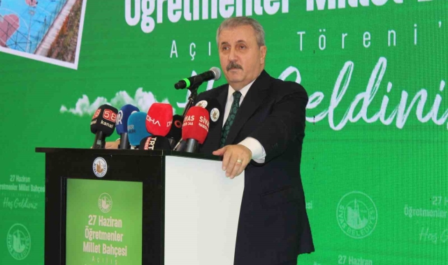Sivas'ta 27 Haziran Öğretmenler Millet Bahçesi açıldı