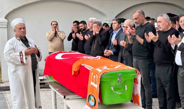 Sokak ortasında kurşunlanarak öldürülen teknik adam son yolculuğuna uğurlandı