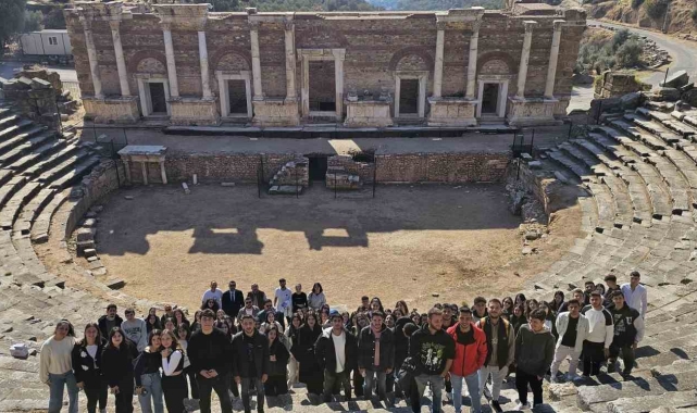 Sultanhisar'da öğrencilerden tarihi gezi