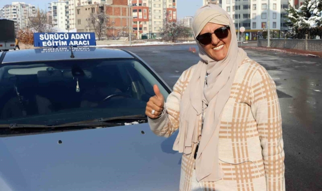Sürücülere uyarı: "Karlı ve buzlu havalarda ani hareketlerden kaçının"