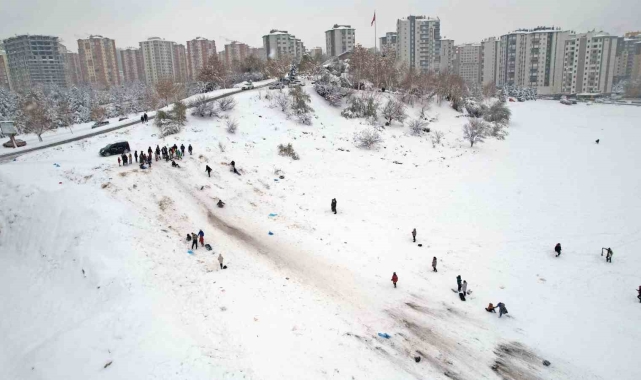 Talas'ın Erciyes'inde 'kayak keyfi'