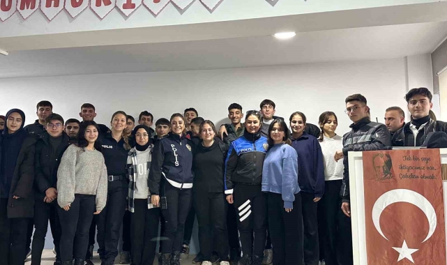 Tatvan polisinden bilgilendirme çalışması