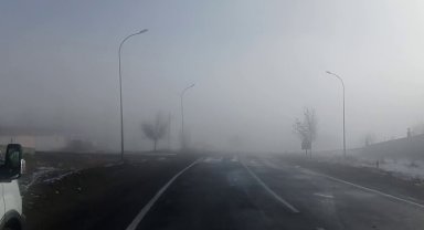 Tekman'da sis etkili oluyor