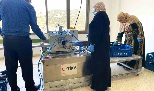 TİKA Filistin'de sabun imalathanesi kurdu