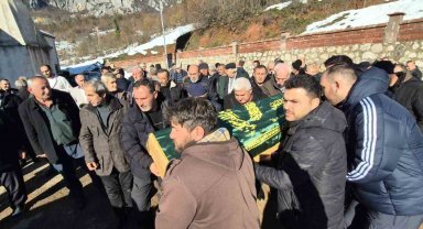 Tırın çarptığı gazeteci dualarla son yolculuğuna uğurlandı