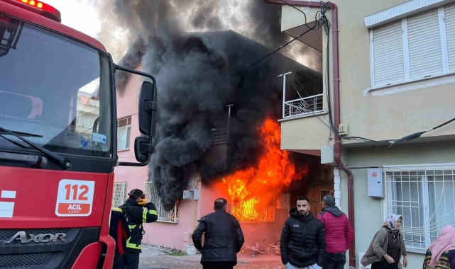 Tokat'ta yangında evde uyuyan baba ve 3 yaşındaki oğlu dumandan etkilendi
